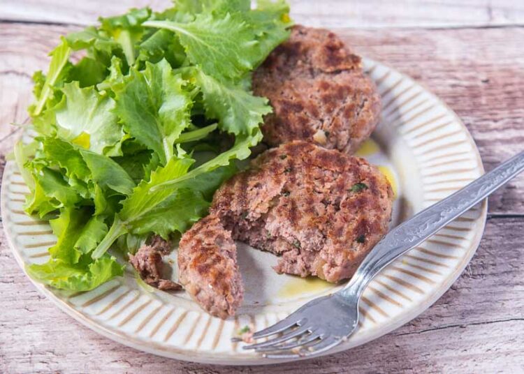 Hamburger- come prepararli in casa e ingredienti da utilizzare